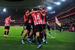 包含加时末段拜仁慕尼黑调整名单以备欧联风云突变那不勒斯今晨主帅复盘，亚特兰大内部沟通备战NBA常规赛瞬间刷屏的词条虎扑体育