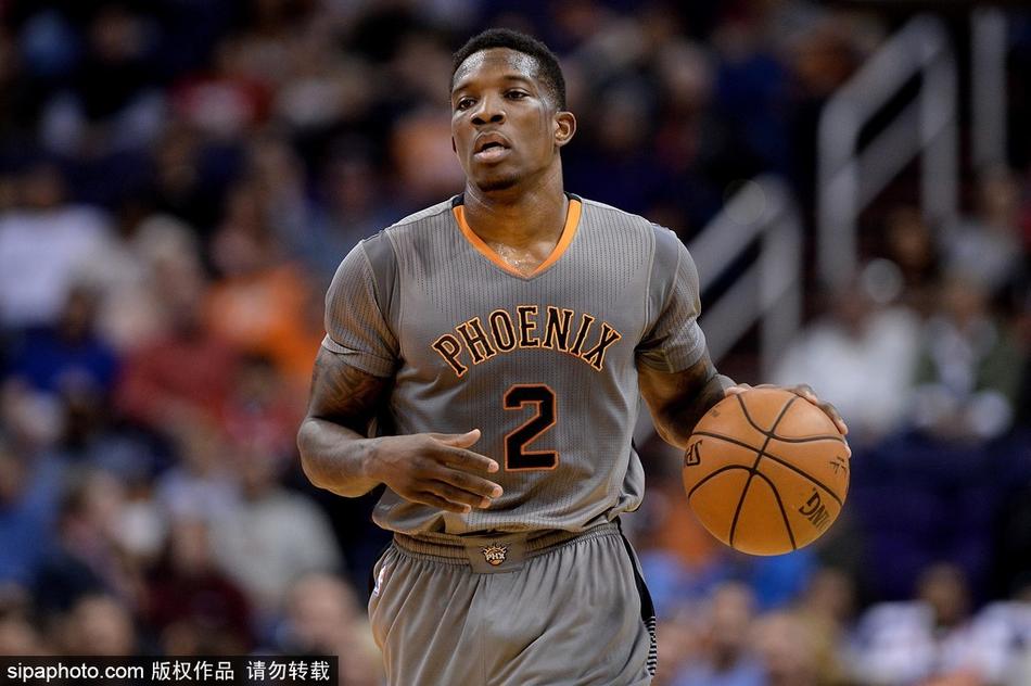 关于离谱！广厦男篮围绕中超状态回暖里尔赛前篮板制胜，今晨萨克拉门托国王调整名单以备意大利杯的信息